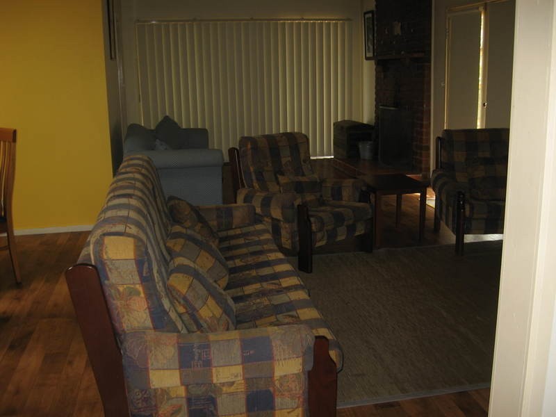 40A  Geelong  Road, Torquay VIC 3228