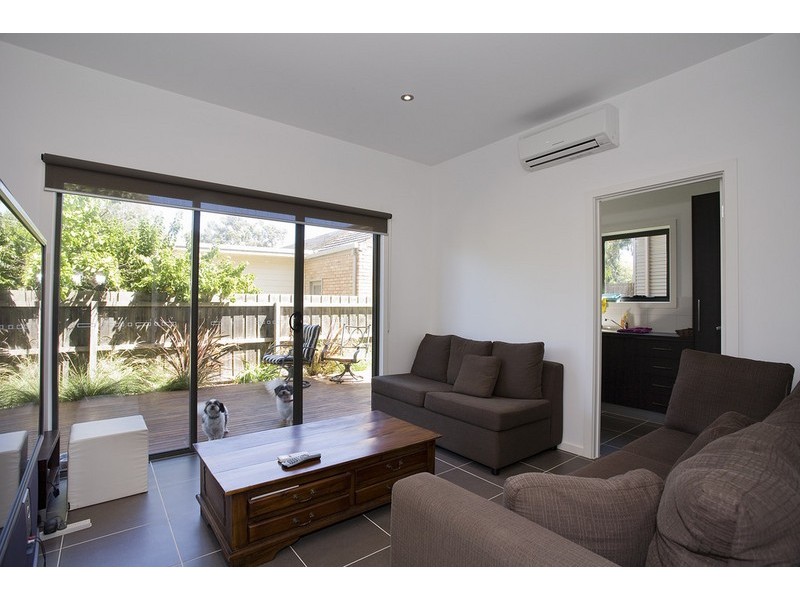 2/45 Boston Road, Torquay VIC 3228