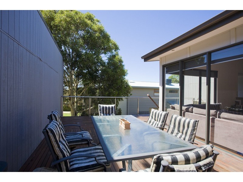 2/45 Boston Road, Torquay VIC 3228