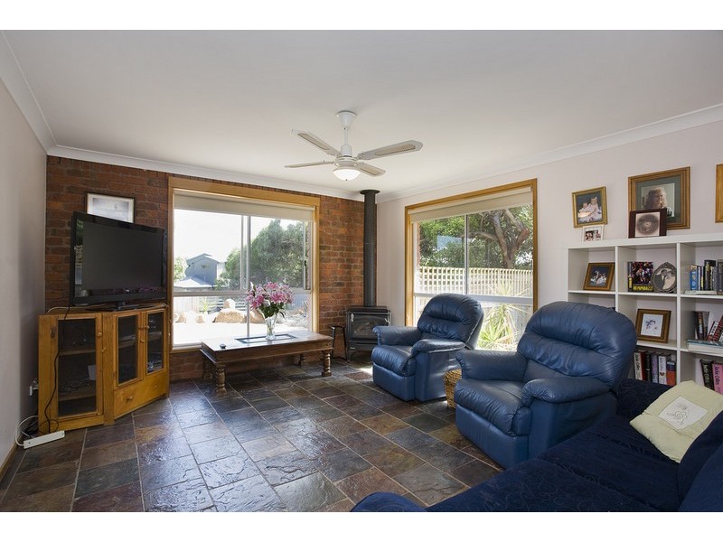 8 Watersun Road, Jan Juc VIC 3228