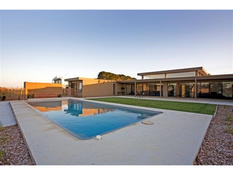 296 Grossmans Road, Torquay VIC 3228