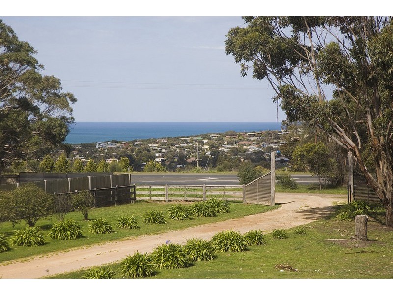 240 Great Ocean Road, Torquay VIC 3228