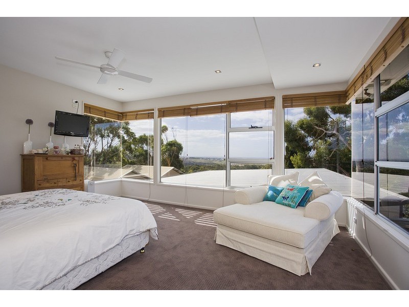 240 Great Ocean Road, Torquay VIC 3228