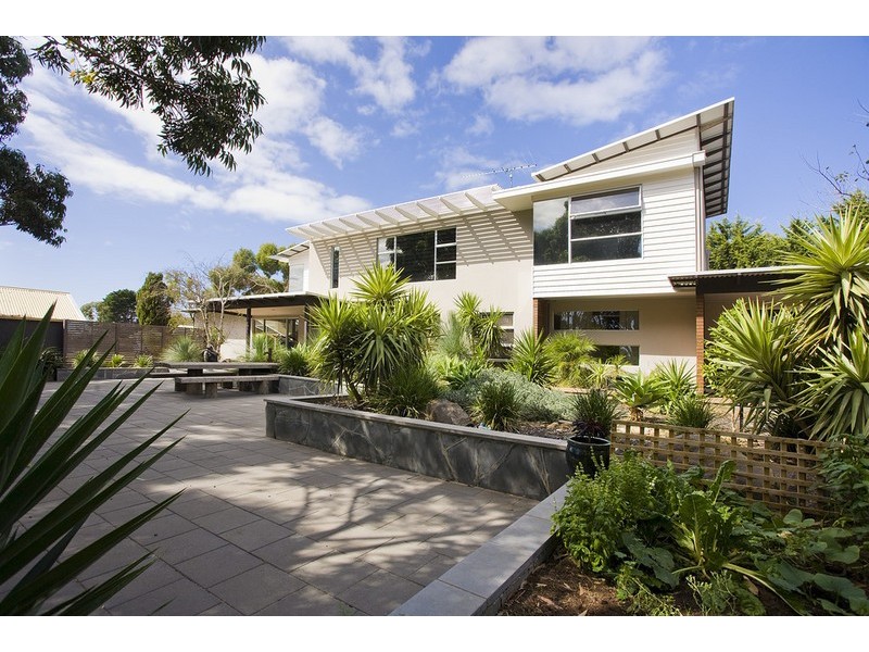 240 Great Ocean Road, Torquay VIC 3228