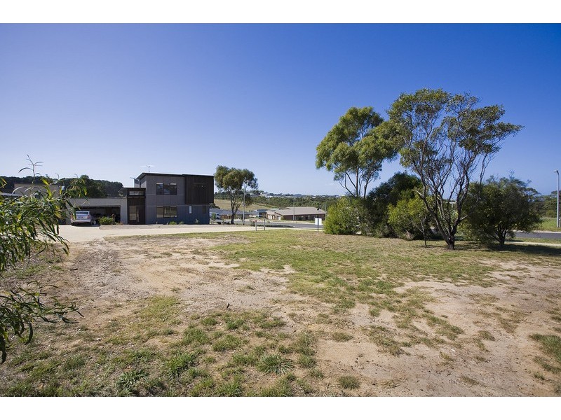 112 Deep Creek Court, Torquay VIC 3228