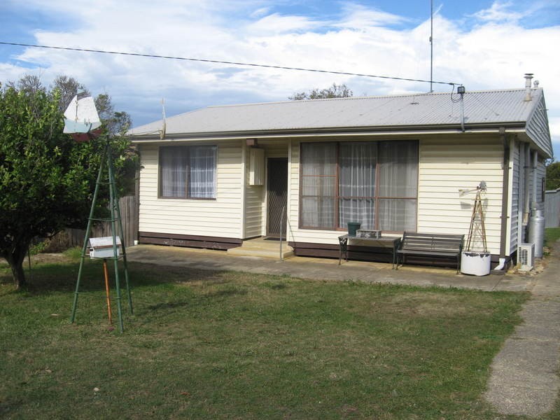 63  Central  Avenue, Torquay VIC 3228