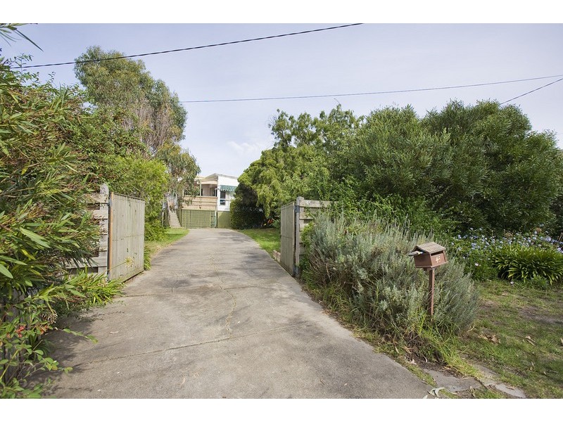 45 Grandview Road, Torquay VIC 3228