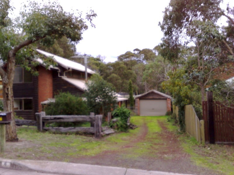 4 Wattle  Court, Jan Juc VIC 3228