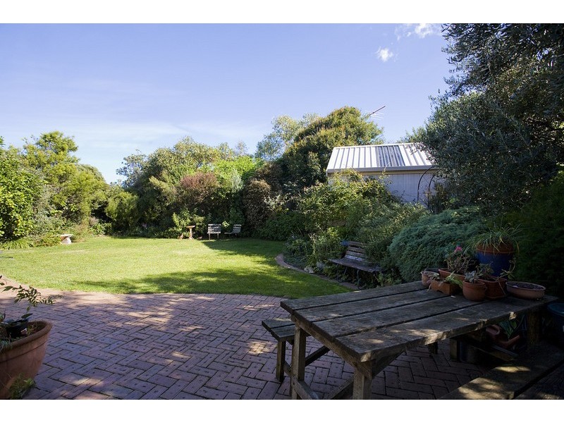 25 The Esplanade, Torquay VIC 3228