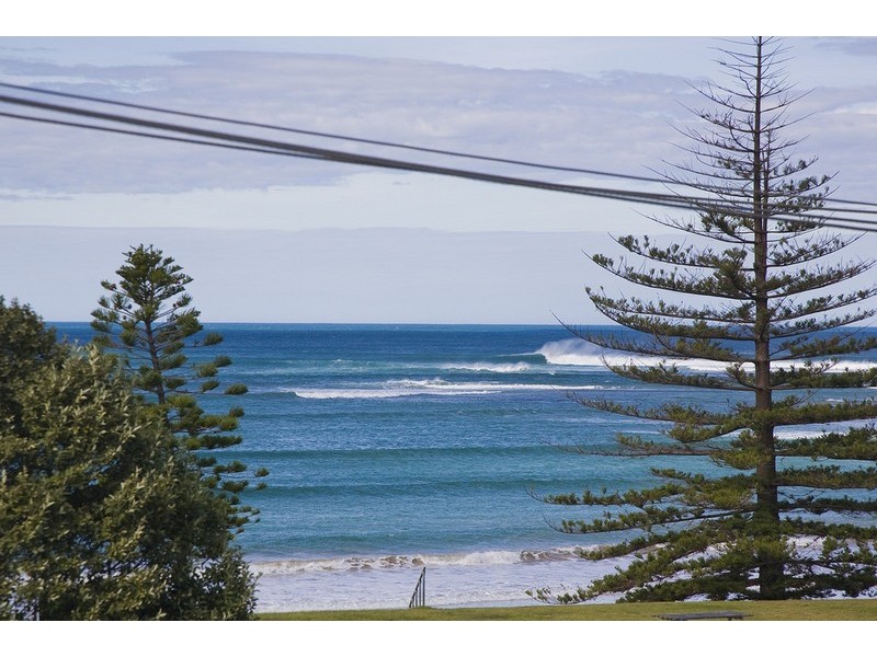 25 The Esplanade, Torquay VIC 3228