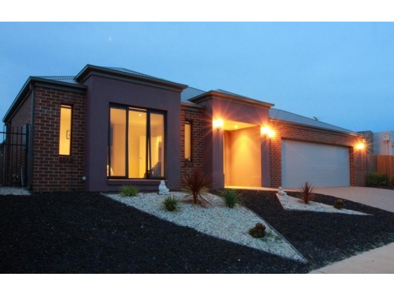 24 Conside Crescent, Torquay VIC 3228