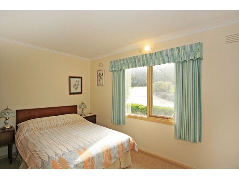 12 Ridge Road, Fairhaven VIC 3231
