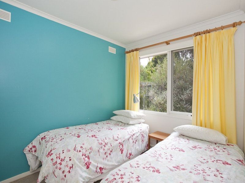 1B Sixth Avenue, Anglesea VIC 3230