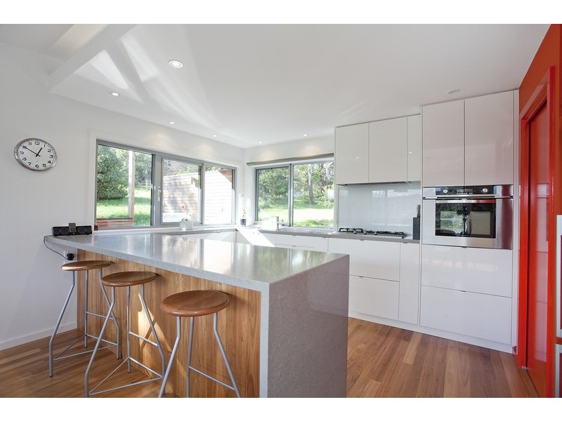 12B Bambra Road, Aireys Inlet VIC 3231