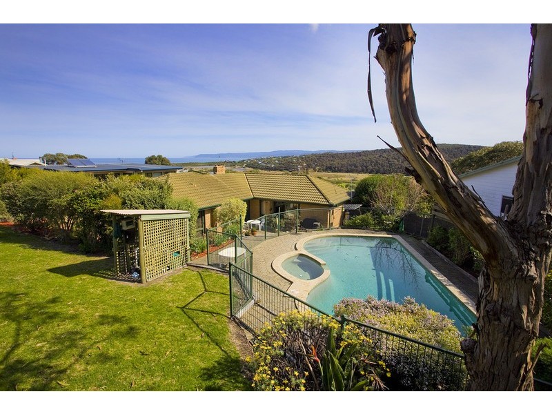 12 Brent Avenue, Aireys Inlet VIC 3231
