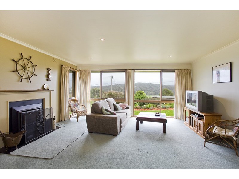 12 Brent Avenue, Aireys Inlet VIC 3231