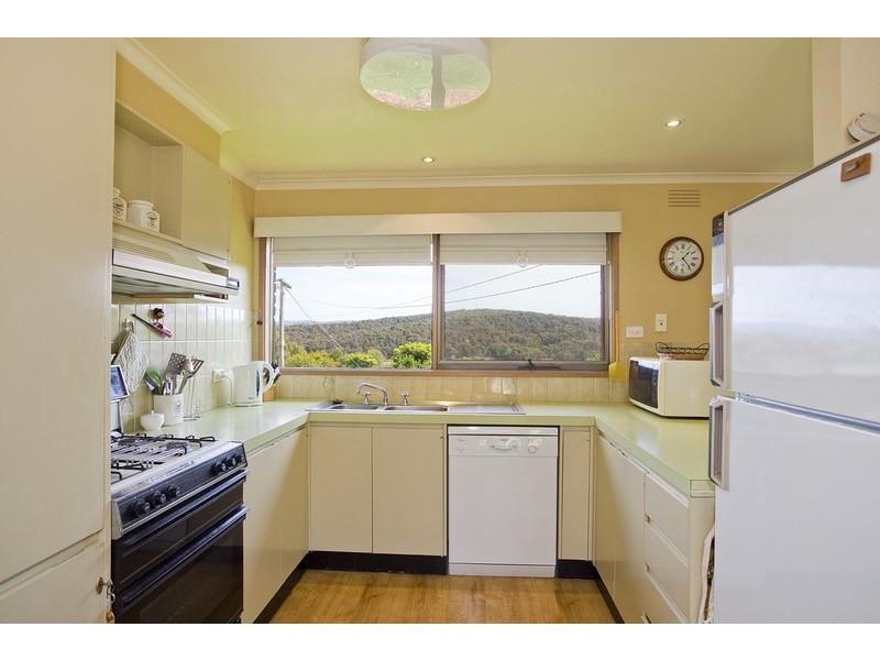 12 Brent Avenue, Aireys Inlet VIC 3231