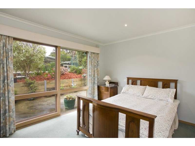 12 Brent Avenue, Aireys Inlet VIC 3231