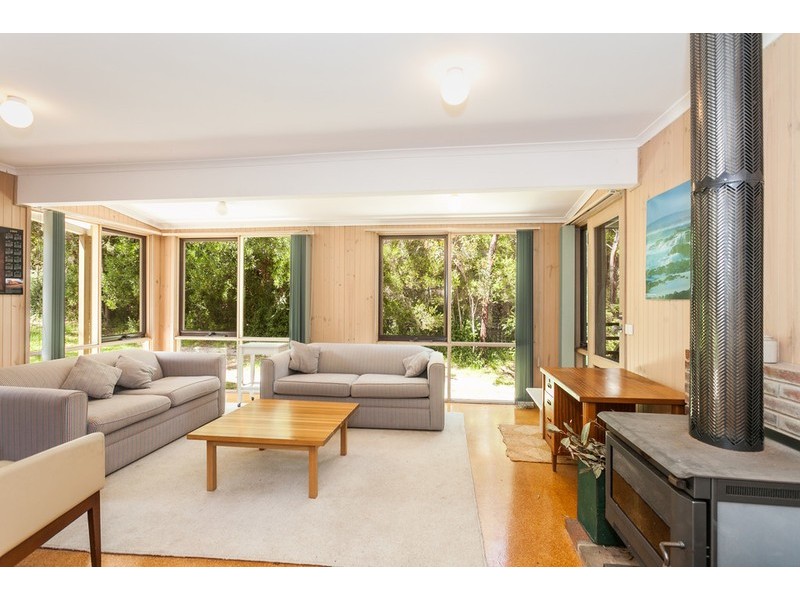 12 Philip Street, Aireys Inlet VIC 3231