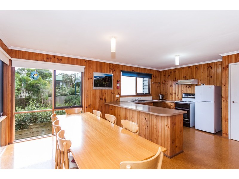 12 Philip Street, Aireys Inlet VIC 3231