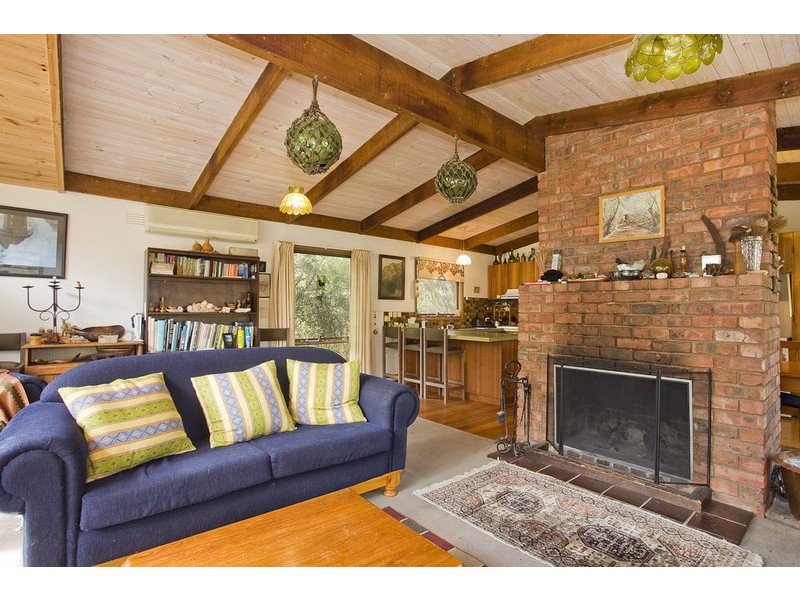 15 Aireys Street, Aireys Inlet VIC 3231