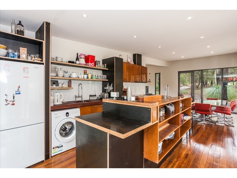 105 Boundary Road, Aireys Inlet VIC 3231