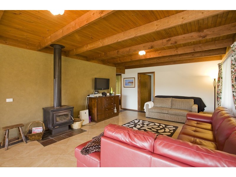 120 Great Ocean Road, Aireys Inlet VIC 3231