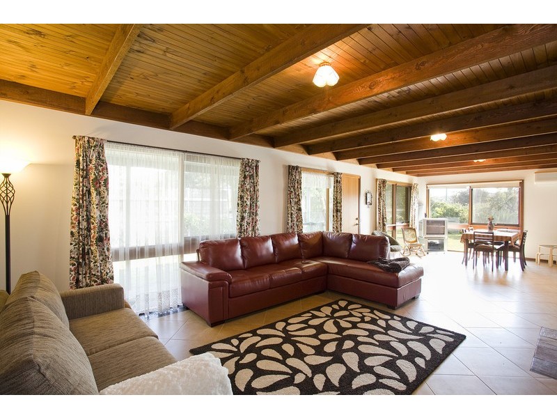 120 Great Ocean Road, Aireys Inlet VIC 3231