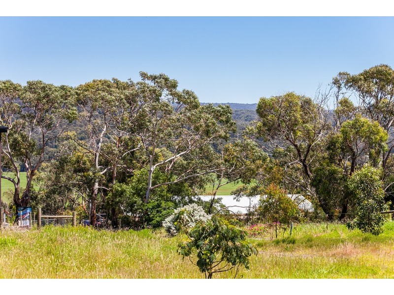 2@31-33 Pearse Road, Aireys Inlet VIC 3231
