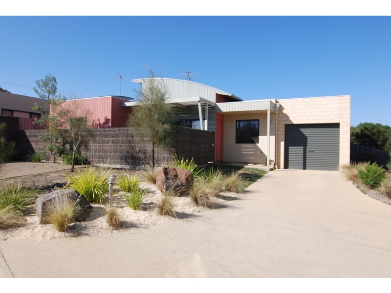 2/2A Walker Street, Anglesea VIC 3230