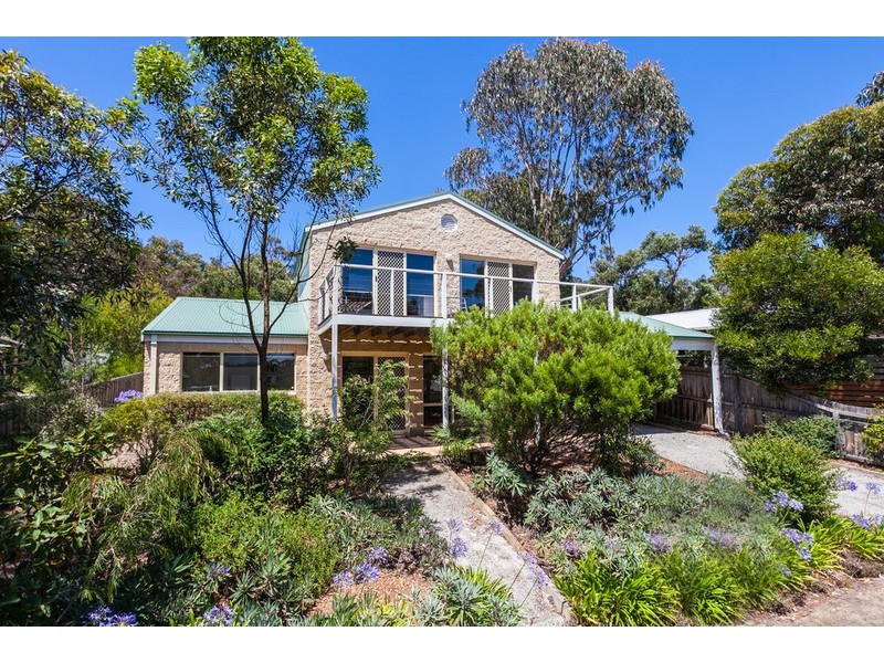 8 Birdie Avenue, Anglesea VIC 3230