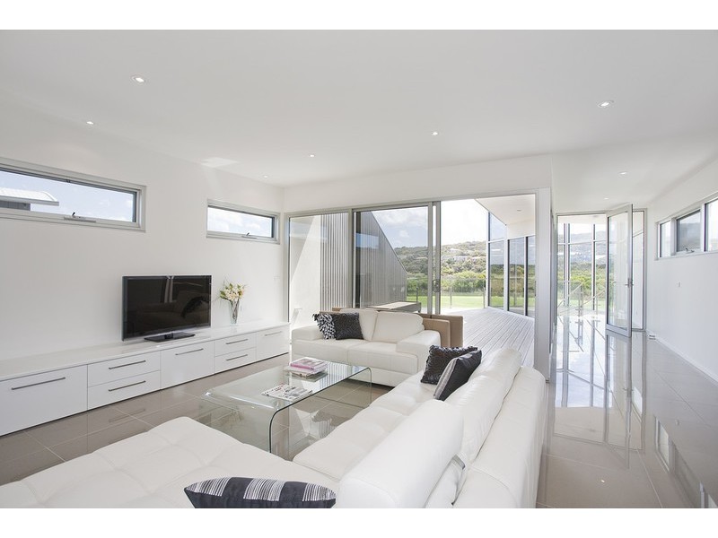 8 River Reserve Road, Aireys Inlet VIC 3231