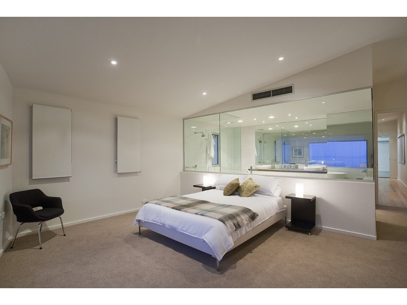 18 Yandanah Road, Fairhaven VIC 3231