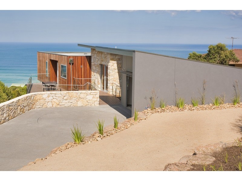 18 Yandanah Road, Fairhaven VIC 3231