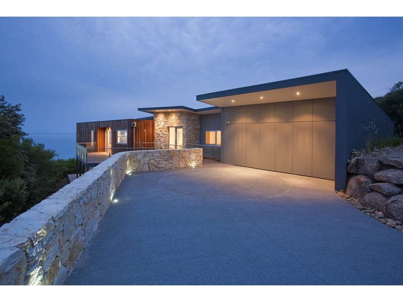 18 Yandanah Road, Fairhaven VIC 3231