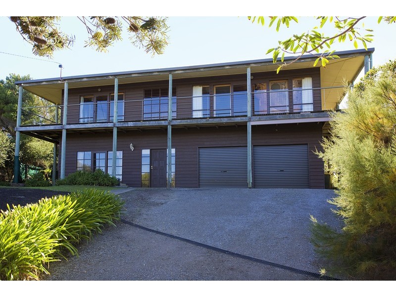 9 Robyn Road, Moggs Creek VIC 3231