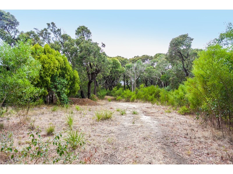 4 Berthon Street, Aireys Inlet VIC 3231