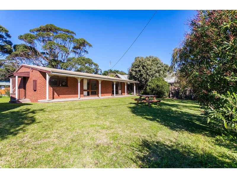 16 River Road, Aireys Inlet VIC 3231