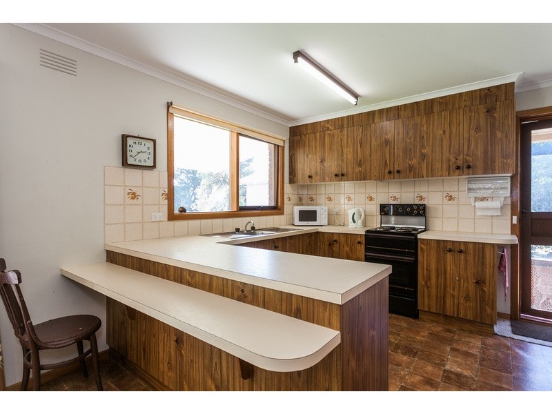 16 River Road, Aireys Inlet VIC 3231