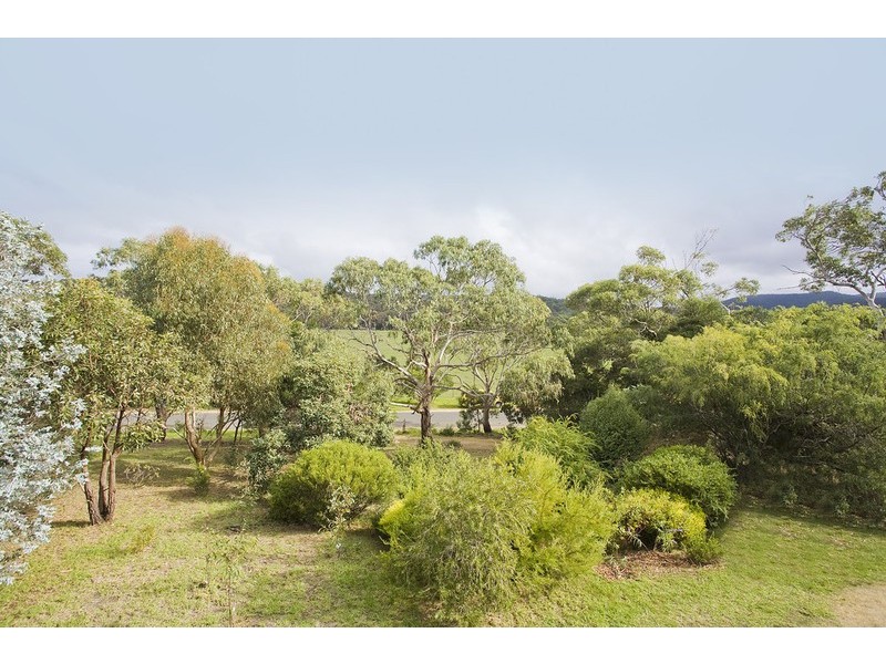 76 Bambra Road, Aireys Inlet VIC 3231
