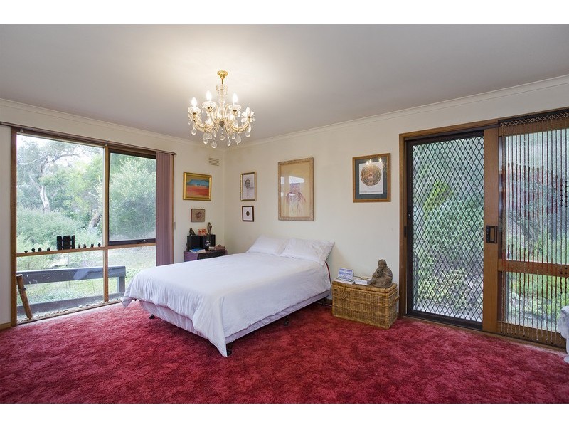 76 Bambra Road, Aireys Inlet VIC 3231