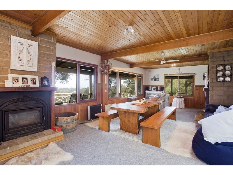 90 Bimbadeen Drive, Fairhaven VIC 3231