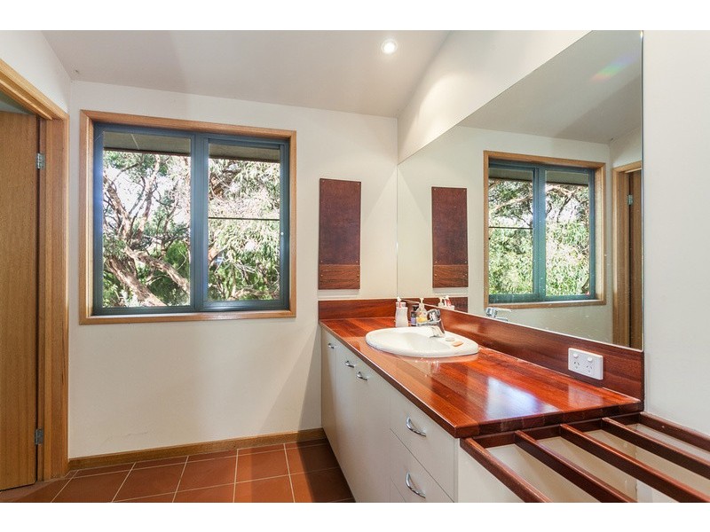 43 Boyd Avenue, Moggs Creek VIC 3231