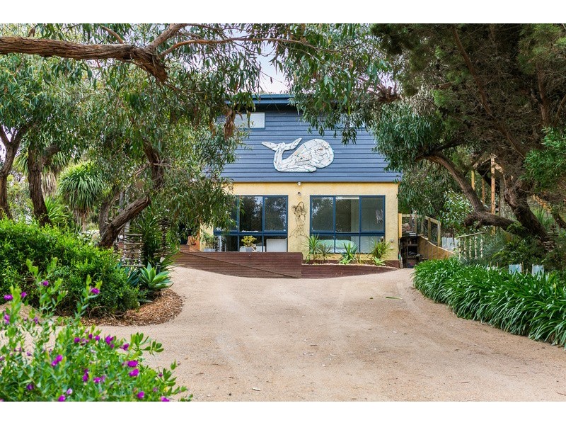 4 Boolooral Court, Moggs Creek VIC 3231