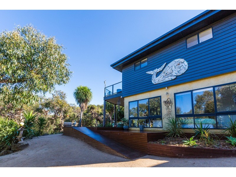 4 Boolooral Court, Moggs Creek VIC 3231