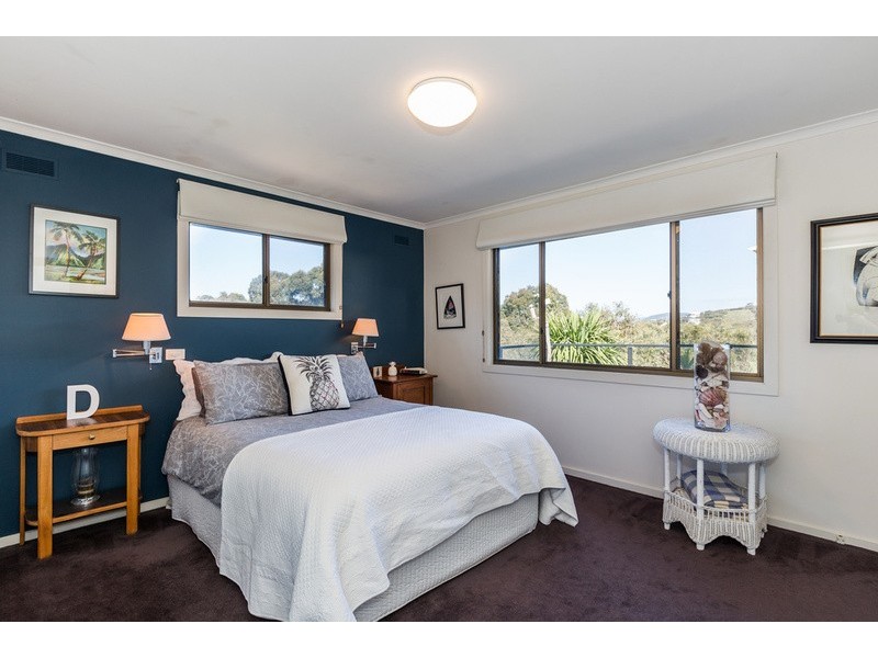 4 Boolooral Court, Moggs Creek VIC 3231