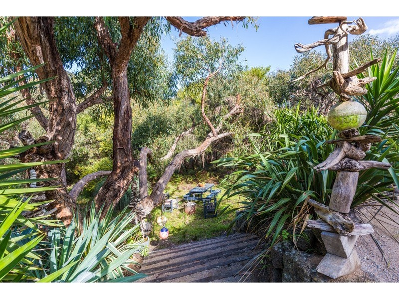 4 Boolooral Court, Moggs Creek VIC 3231