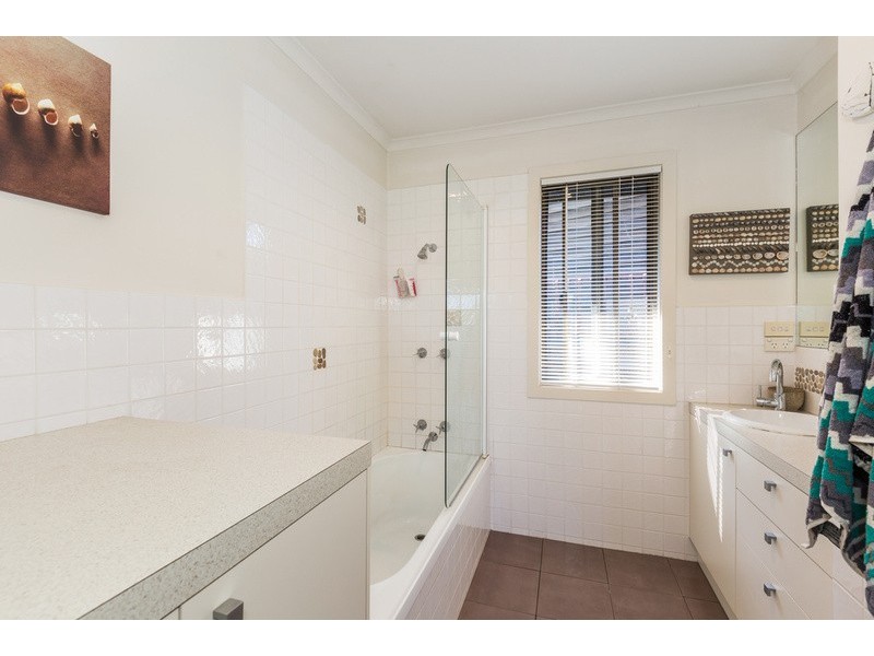 4 Boolooral Court, Moggs Creek VIC 3231