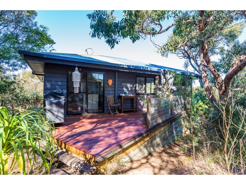 4 Boolooral Court, Moggs Creek VIC 3231