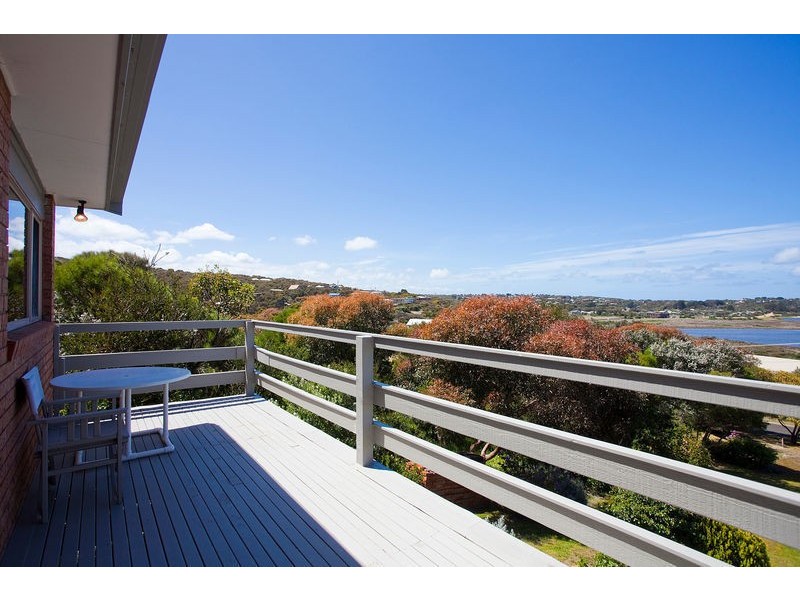 15 Lialeeta Road, Fairhaven VIC 3231